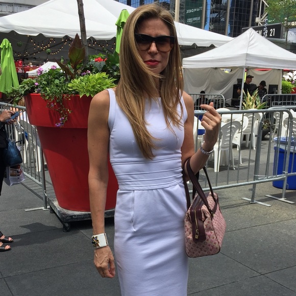 Meet your Posher, Loriann - Picture 1 of 1